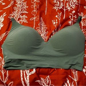 Green Victoria secret push up